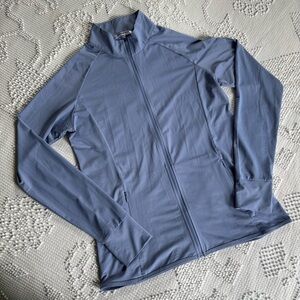 Coolrun women’s‎ size M light blue full zip performance top thumb holes pockets